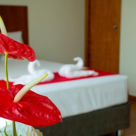 Hotel La Palmera De Oro Tarapoto Bagian luar foto