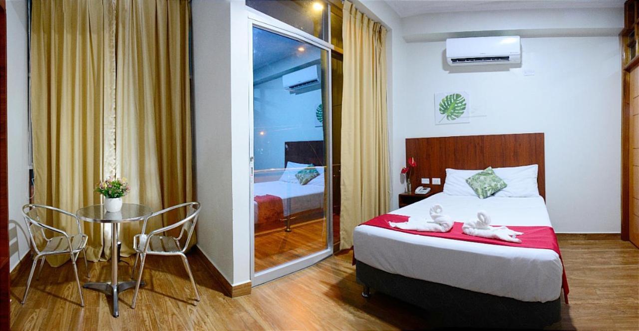Hotel La Palmera De Oro Tarapoto Bagian luar foto