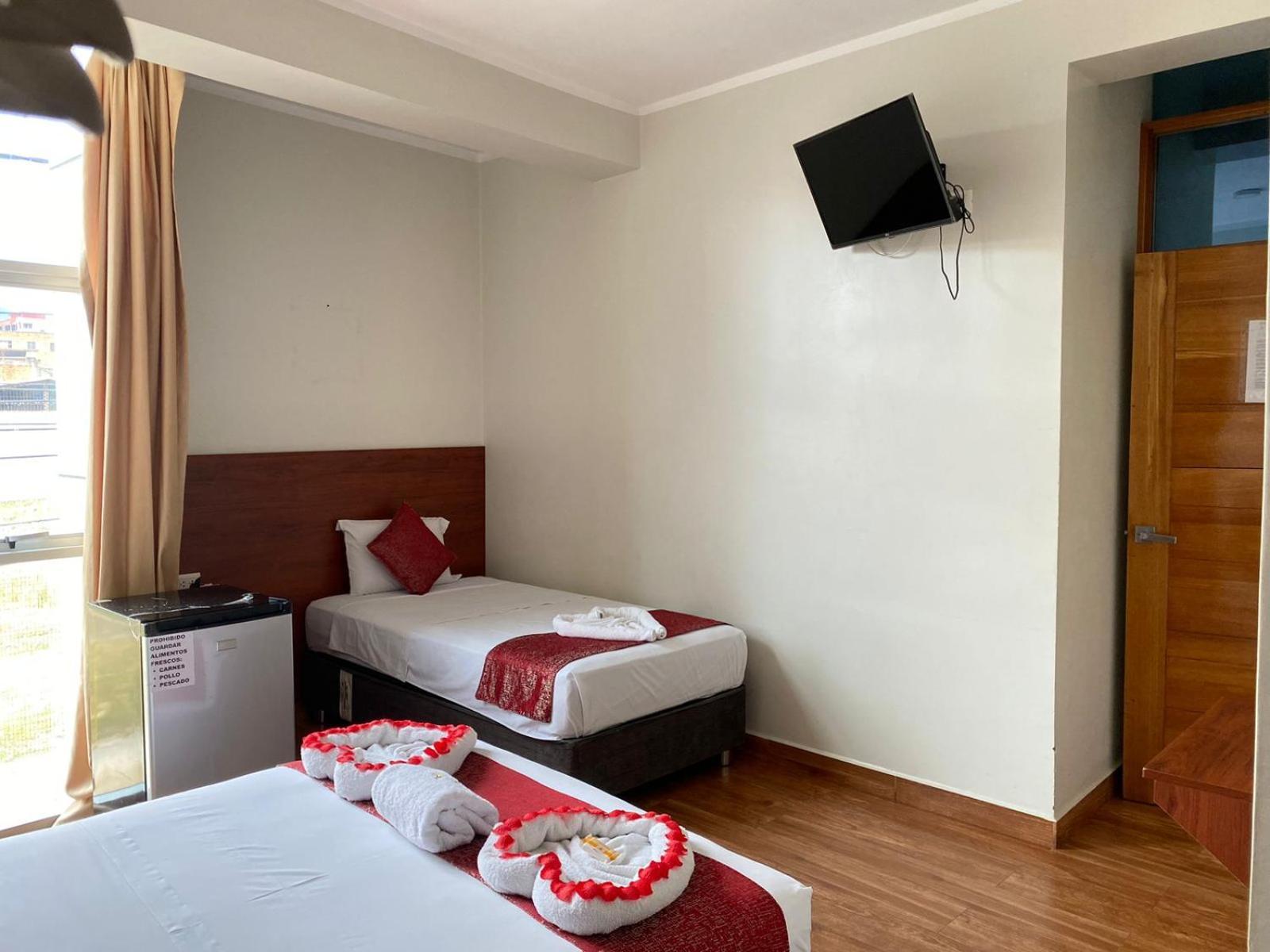 Hotel La Palmera De Oro Tarapoto Bagian luar foto